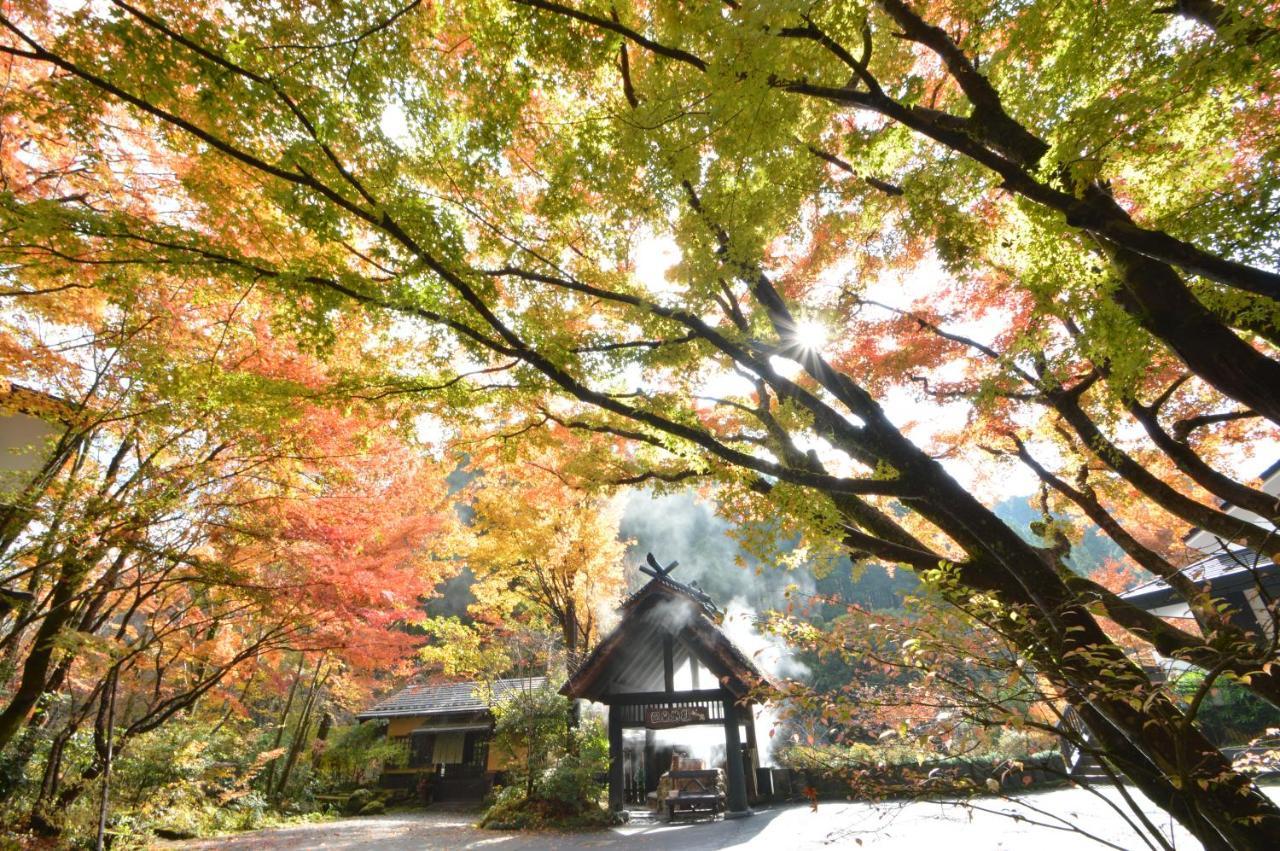 Kurokawa Onsen Oku No Yu Hotel Minamioguni Ngoại thất bức ảnh