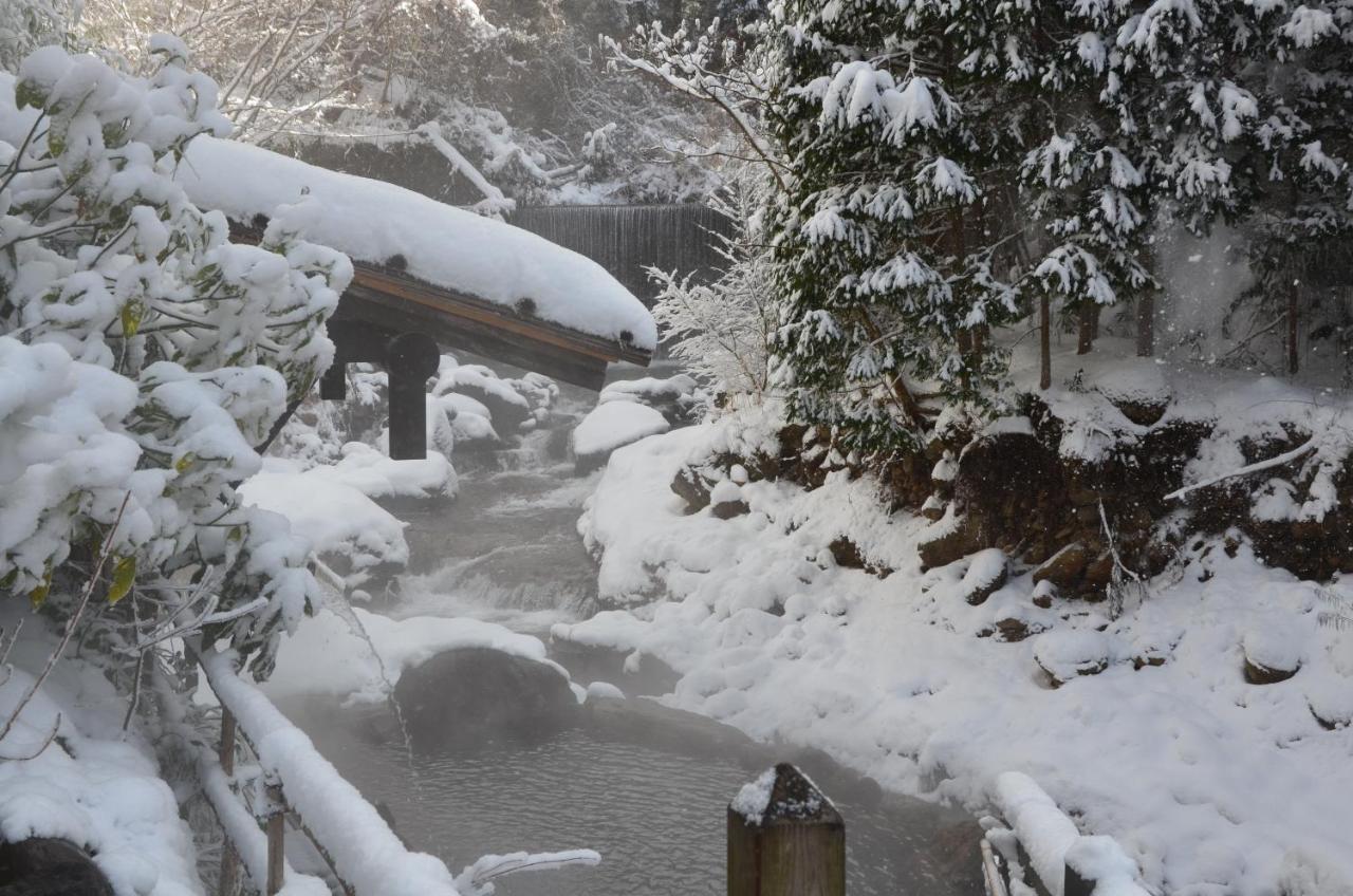 Kurokawa Onsen Oku No Yu Hotel Minamioguni Ngoại thất bức ảnh