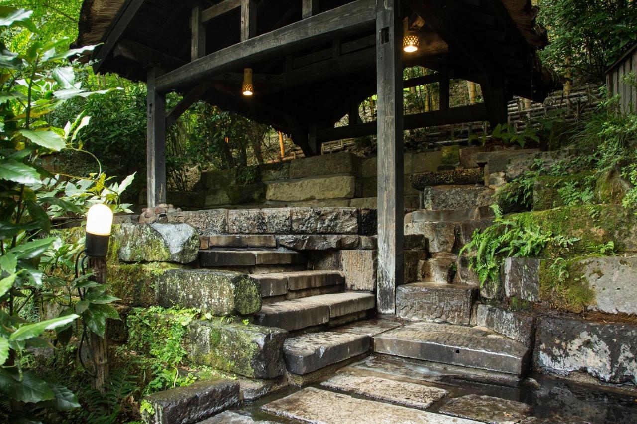 Kurokawa Onsen Oku No Yu Hotel Minamioguni Ngoại thất bức ảnh